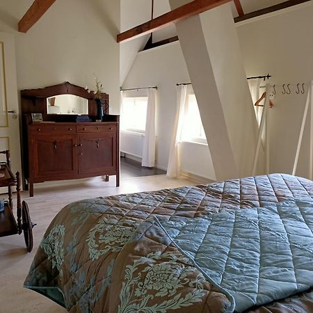 Bij De Friesche Poort Bed & Breakfast Bourtange Bilik gambar