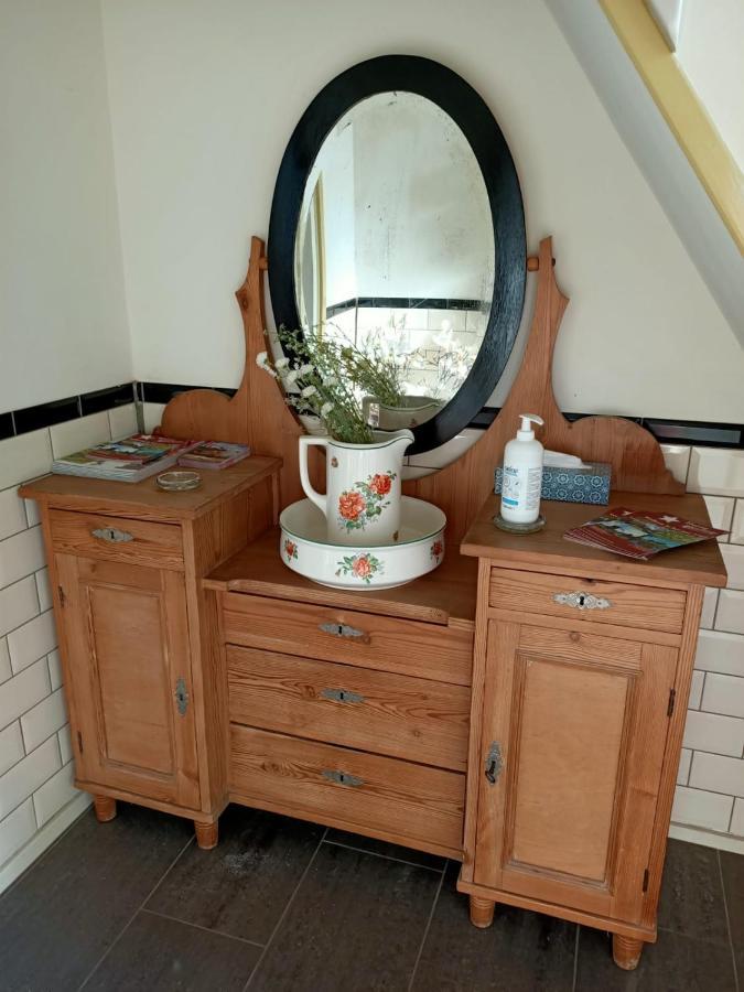Bij De Friesche Poort Bed & Breakfast Bourtange Luaran gambar