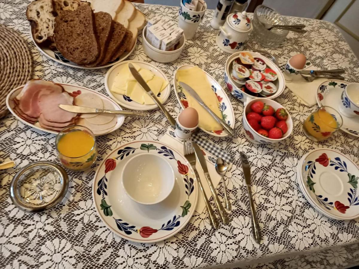 Bij De Friesche Poort Bed & Breakfast Bourtange Luaran gambar